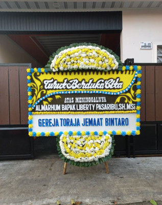 Papan Bunga Duka di Manonjaya